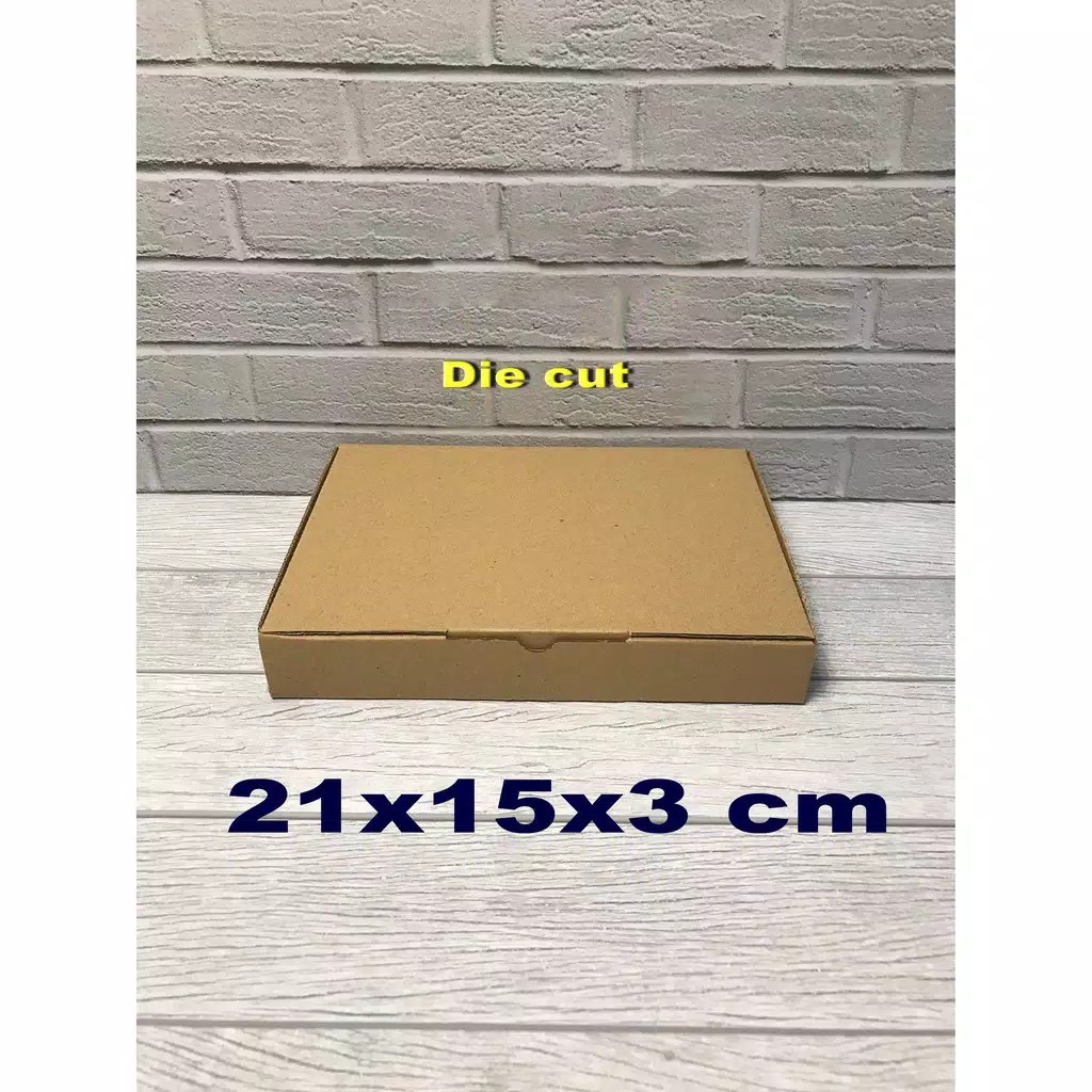 

Kardus 21 x 15 x 3 cm....... Die Cut