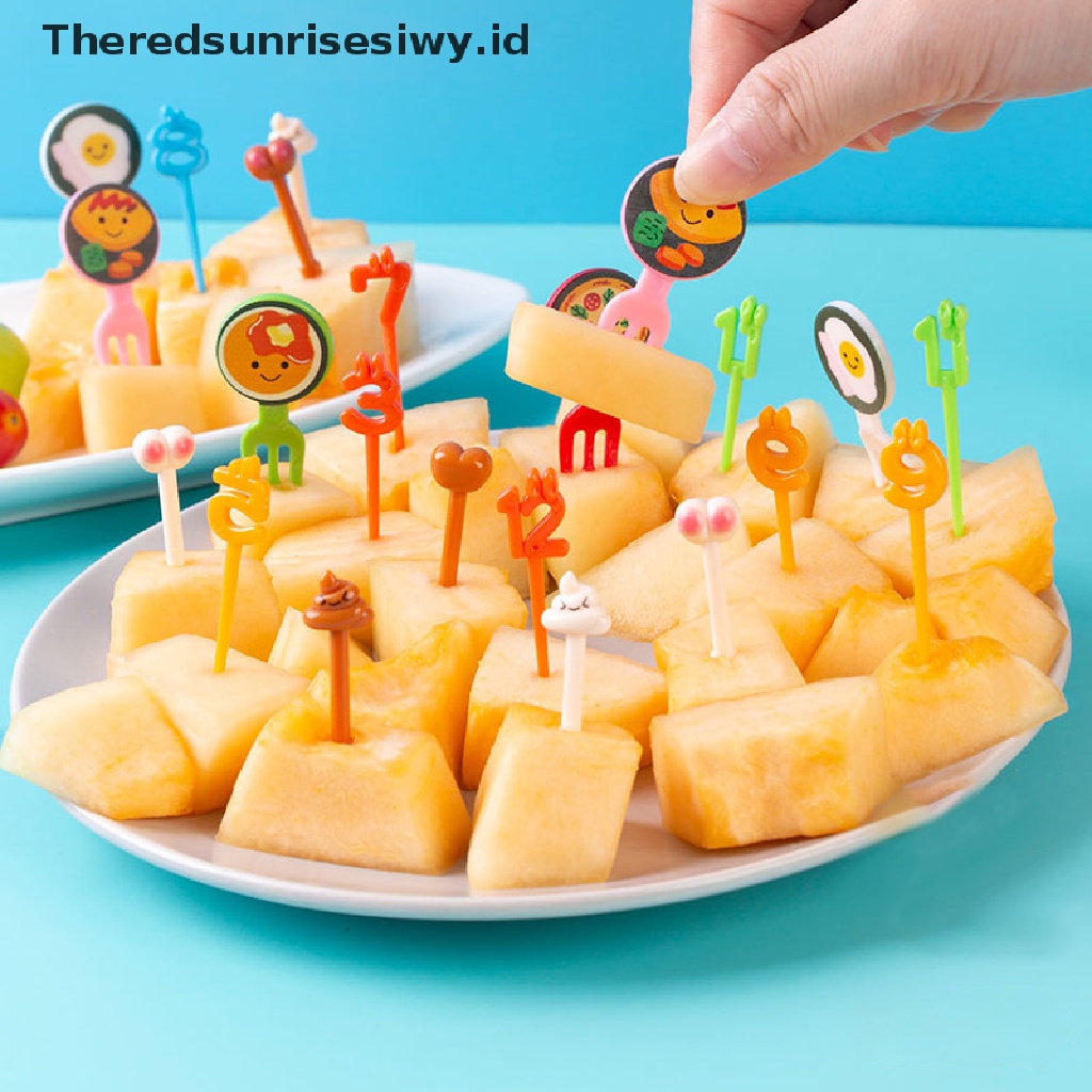 # Alat Pemotong Buah # Set Garpu Buah / Dessert / Cocktail / Sandwich Bentuk Kartun