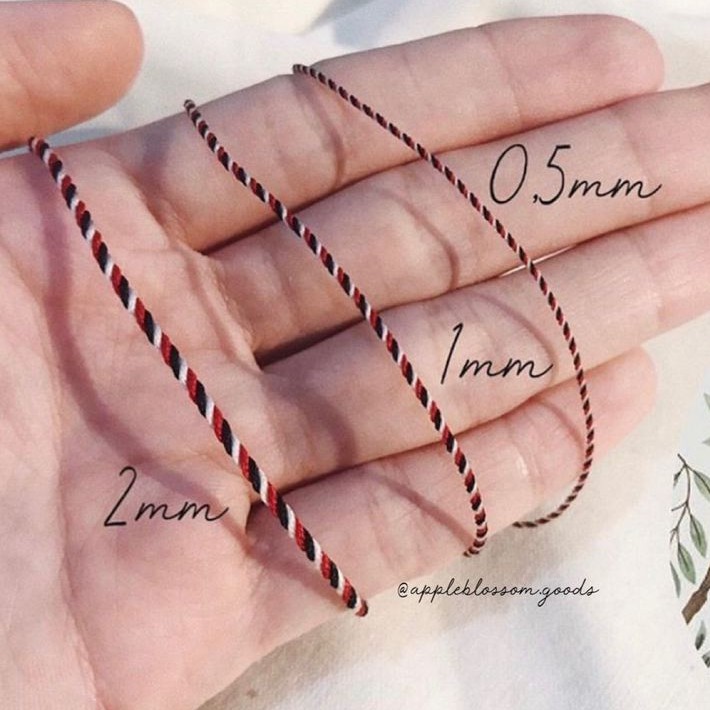 TRIDATU Gelang Tridatu GELANG TALI WARNA gelang tipis TRIDATU Gelang Tridatu GELANG TALI WARNA gelang tipis