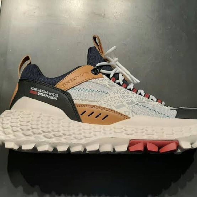 SKECHERS MONSTER - Urban Hiker