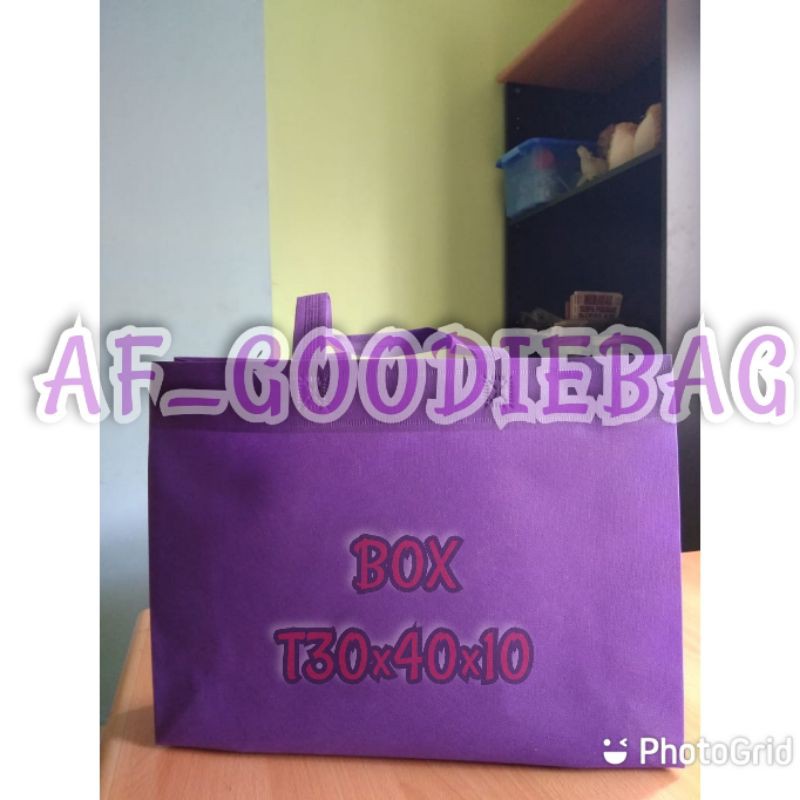 

Tas Spunbond Box /Tas Seminar 30x40x10 Limited edition 100gr