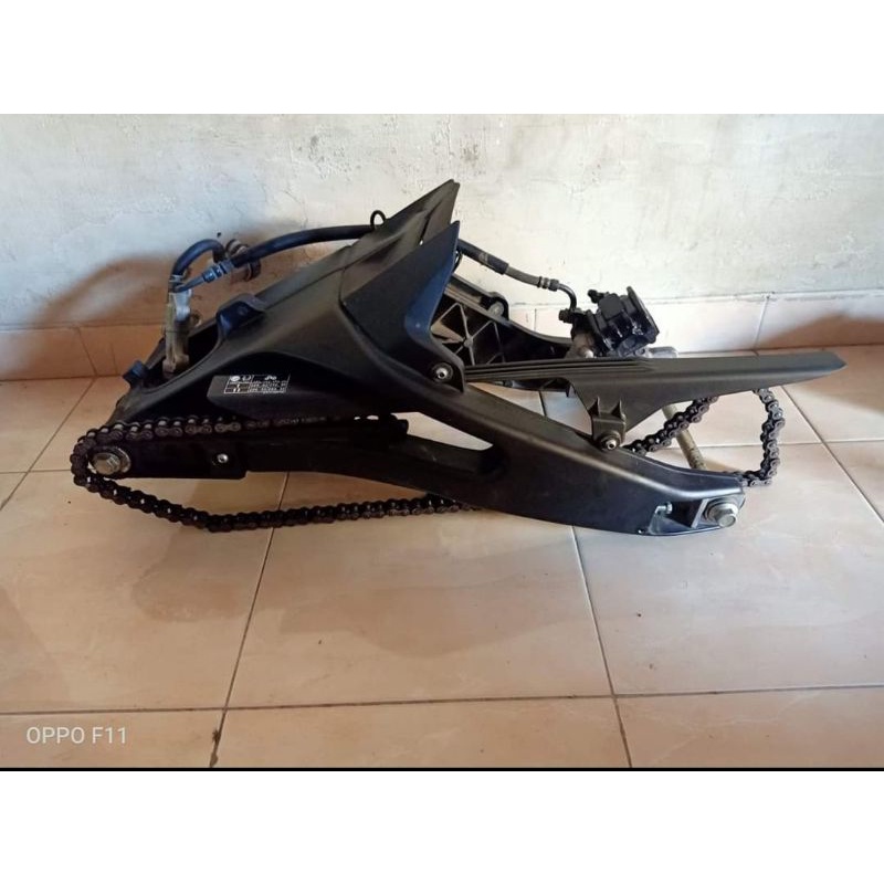 Swing Arm r15v3/XSR/MT15/VixionR original set master kaliper