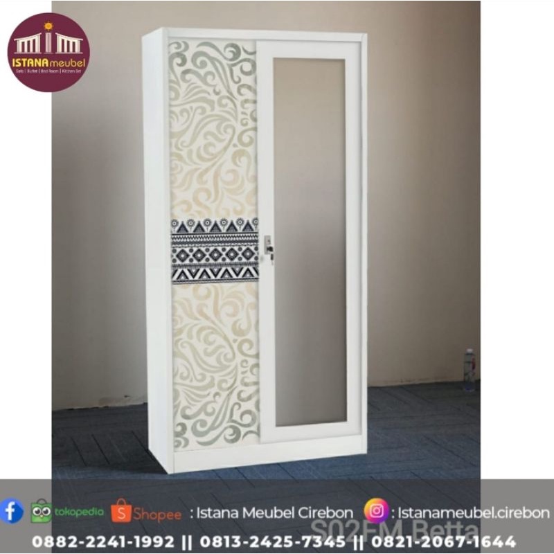 Lemari pakaian besi SO2Fm Beta importa