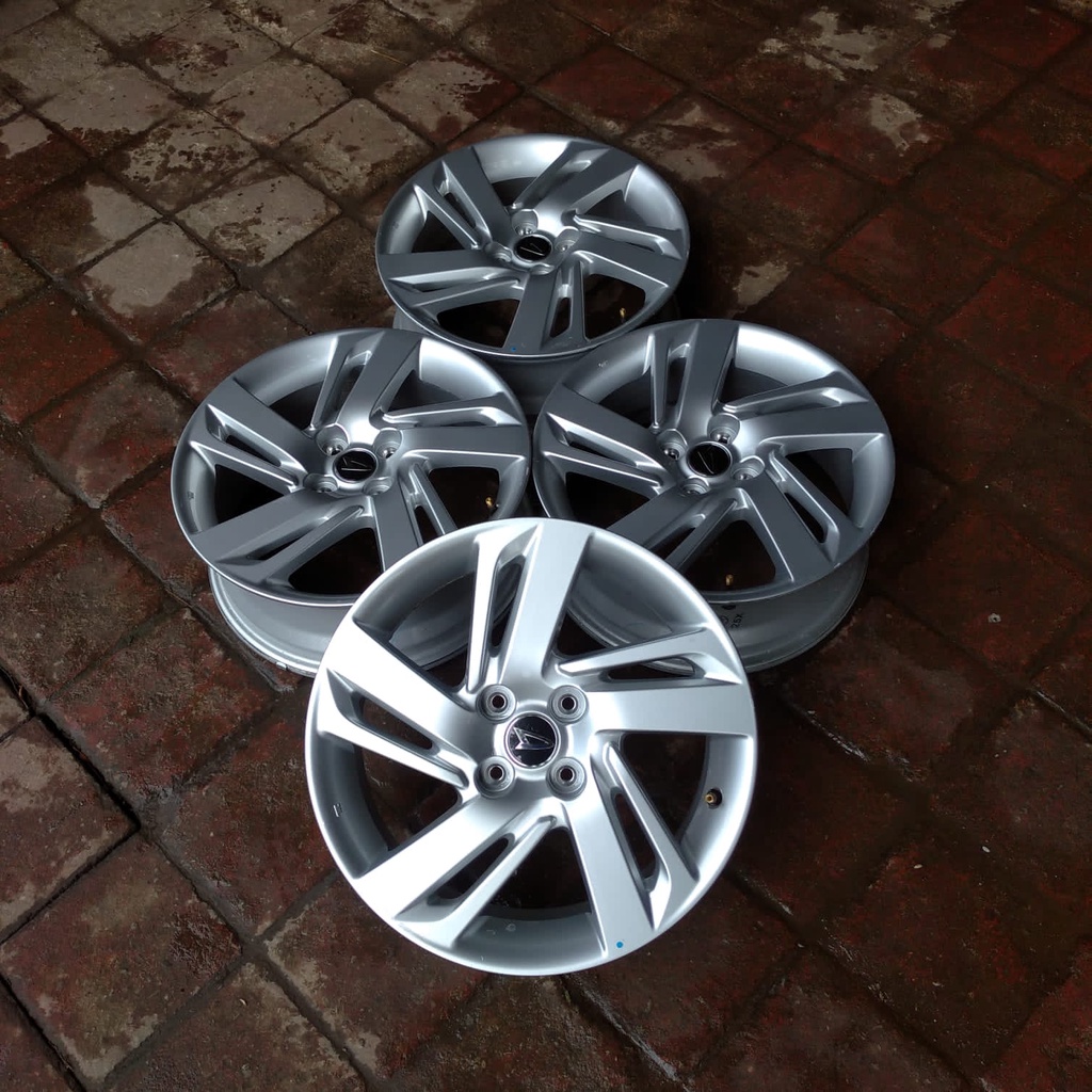 VELG BEKAS MOBIL ORIGINAL TOYOTA ROCKY RING 16 LEBAR 6 HOLE 4X114 ET 45 BISA BUAT AGYA CALYA SIGRA S