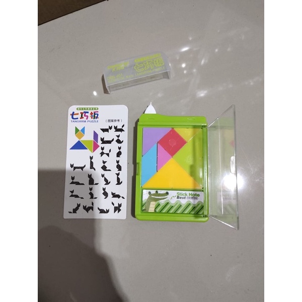 

Correction tape puzzle satuan