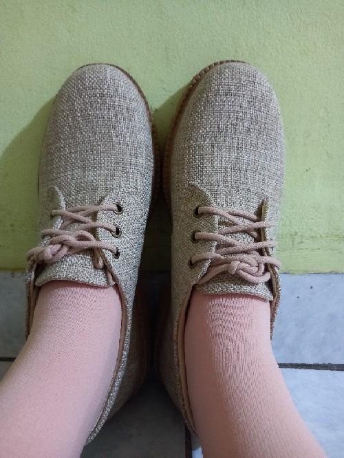 Khakikakiku Mia Biscuit