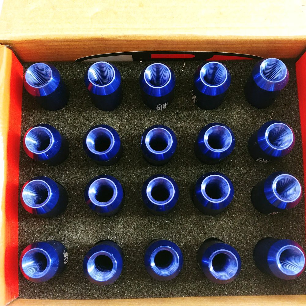 lug nut 1.5 mm baut racing balap mobil biru model peluru 1.5 mm