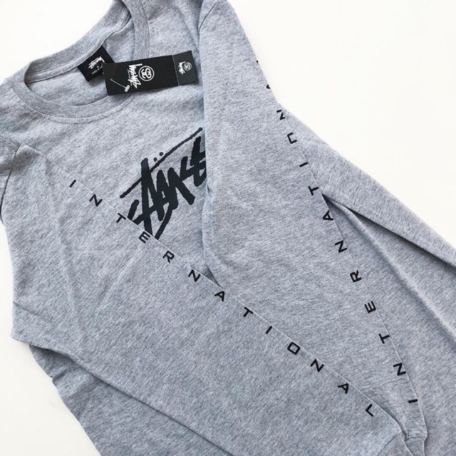 Promo STUSSY tshirt tangan panjang abu / kaos long sleeves STUSSY