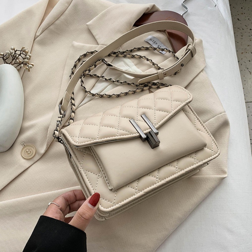 Tas Selempang Stylish Tali Rantai Kombinasi Kulit Wanita Import  CR7370