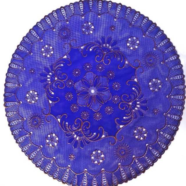 Taplak meja bundar kecil