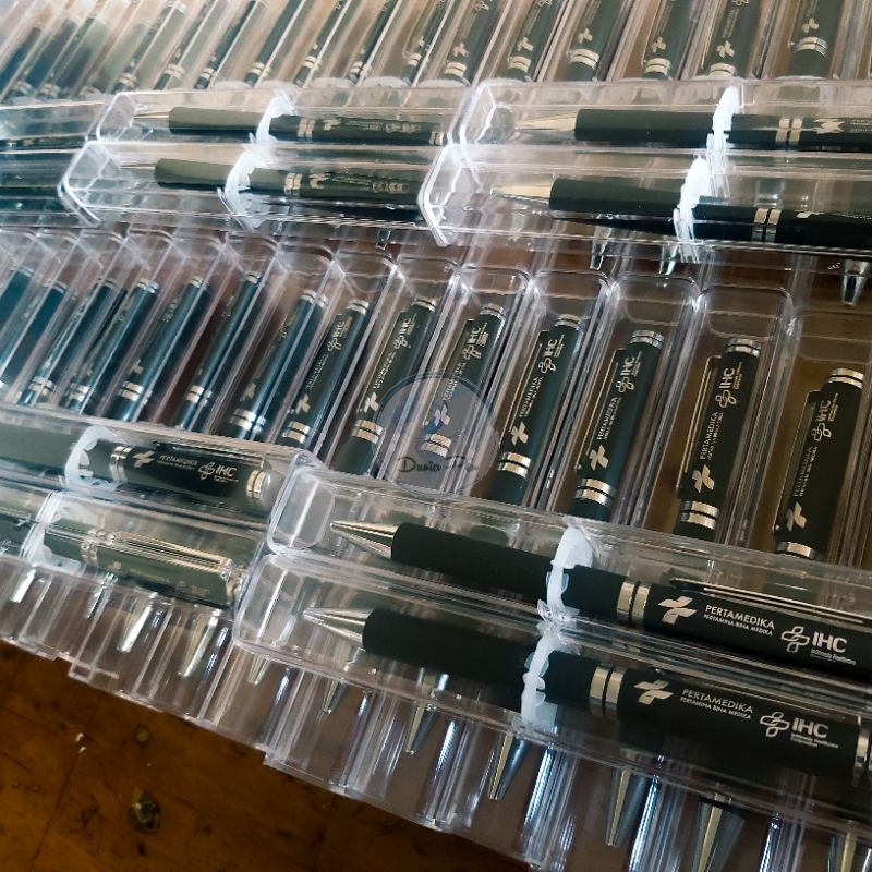 

Jasa Grafir Pen Custom, Engrave Laser pulpen, Grafir Nama Ballpoint promosi. 1 Design MINIMAL 20 pc