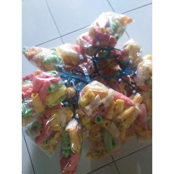 

Krupuk warna warni