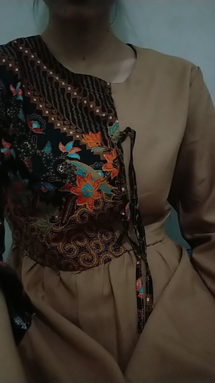 Atasan Batik Dolby Dolbi Dobby Doby Tenun Sutra Tulis Halus Katun Atbm Baron ,sarombit Atasan