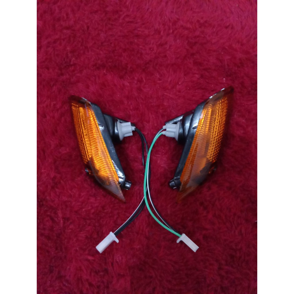Sepasang lampu sein Depan Suzuki satria 2 tak lumba original copotan motor