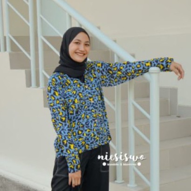 grosir_solo ||BLOUSE BALON_MIZU TARTAN CROP TARTAN SHIRT | BLOUSE KOTAK OVERSIZE | KEMEJA CROP TOP-KEM LEOPARD BLUE