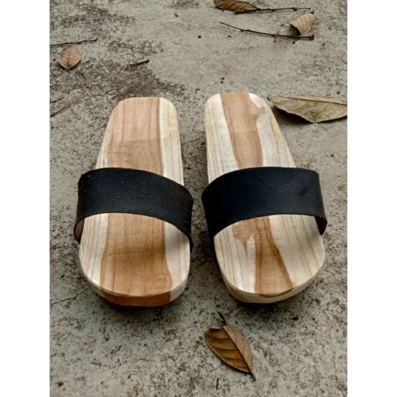 [TERMURAH] Sandal bakiak gempiak kayu / sandal wudhu / sandal musholla / sandal kayu