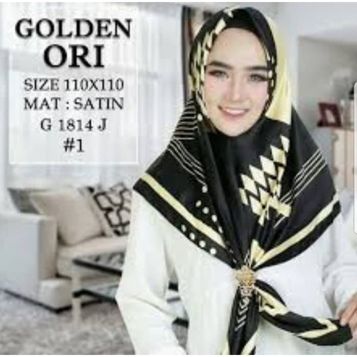Jilbab Segi Empat Satin Black By Golden Ori / Jilbab golden ori - D 1