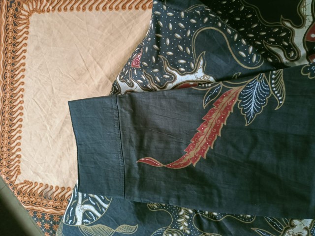 Peksi Yudha Kemeja Batik Pria Lengan Panjang Full Furing Bahan Katun Sragenan