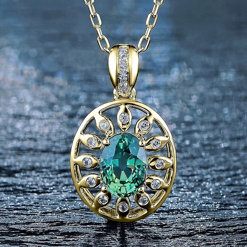 [Ready Stock]Fashion Inlaid Blue and Green Gemstone Pendant Necklace