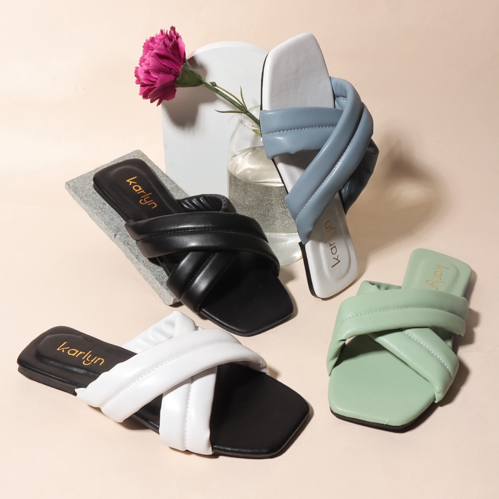 Karlyn Vinda sandal  Wanita