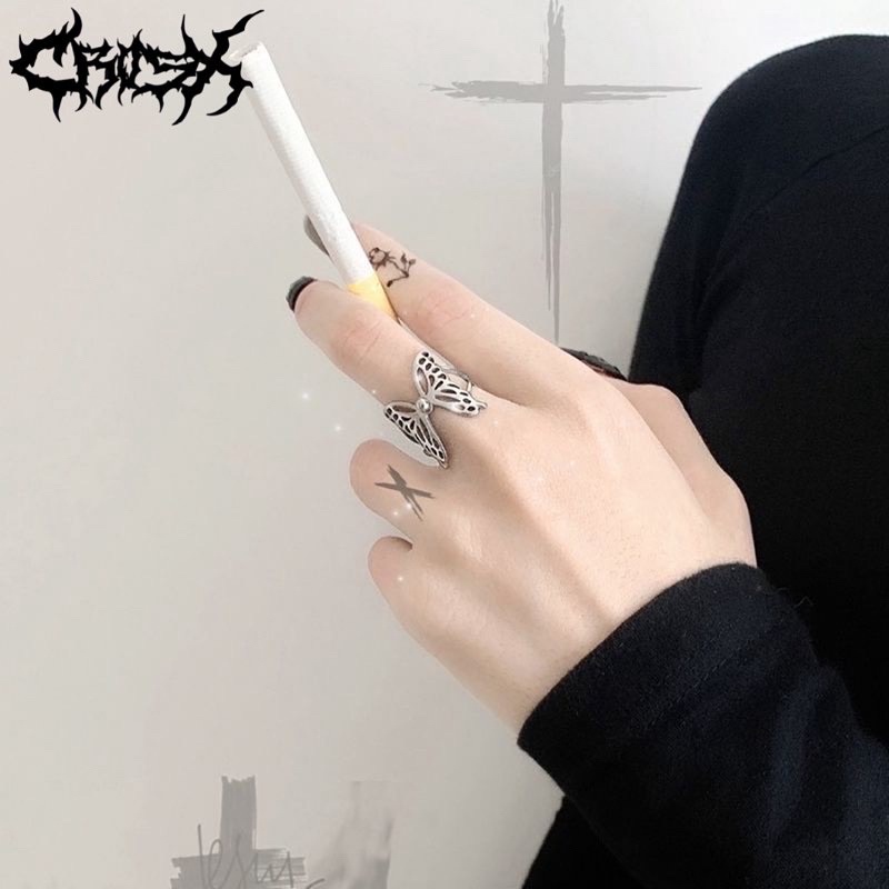 KUPU KUPU BUTTERFLY HOLLOW RING / CINCIN KUPU KUPU / COUPLE RING CINCIN COUPLE KOREAN STYLE RING CINCIN STYLE KOREA CINCIN AESTHETIC RING CINCIN TITANIUM CINCIN STAINLESS STEEL CINCIN PRIA CINCIN WANITA HIP HOP PUNK RETRO VINTAGE METAL RING SET