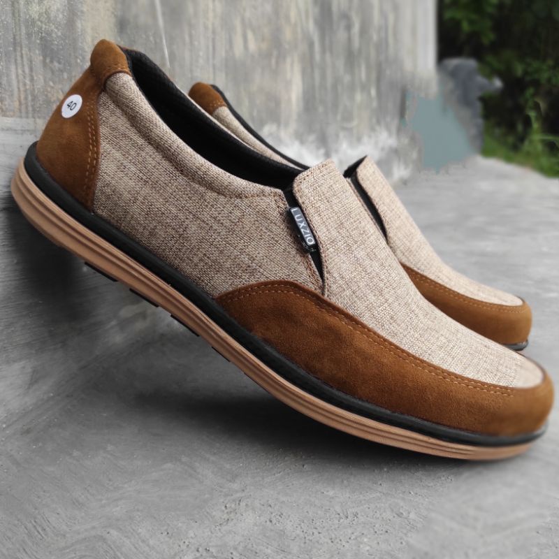 Sepatu Pria Kulit Slip On Kasual Formal Kantoran sol Karet Suede