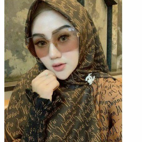 preloved hijab manjha ivan gunawan