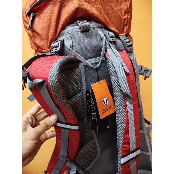 Tas Carrier Rei Sentani 55L Original+Raincover