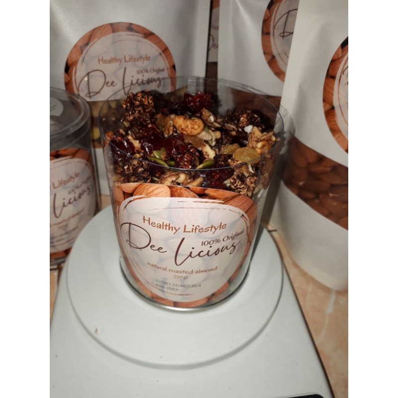 

BEST SELLER Granola Coklat Mix fresh and dried fruit