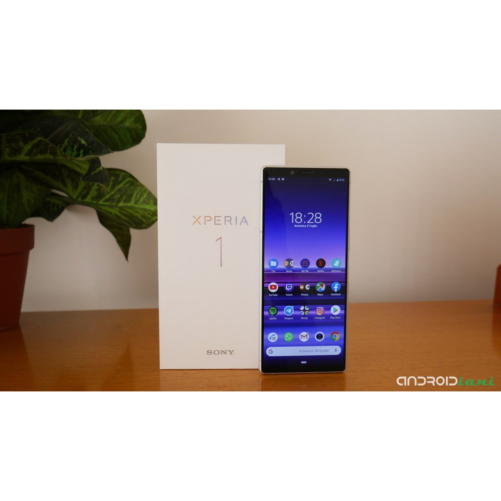 PROMO BIG SALE Sony Xperia 1 6GB 128GB 128 GB Garansi 1 tahun Brand New In Box BNIB A