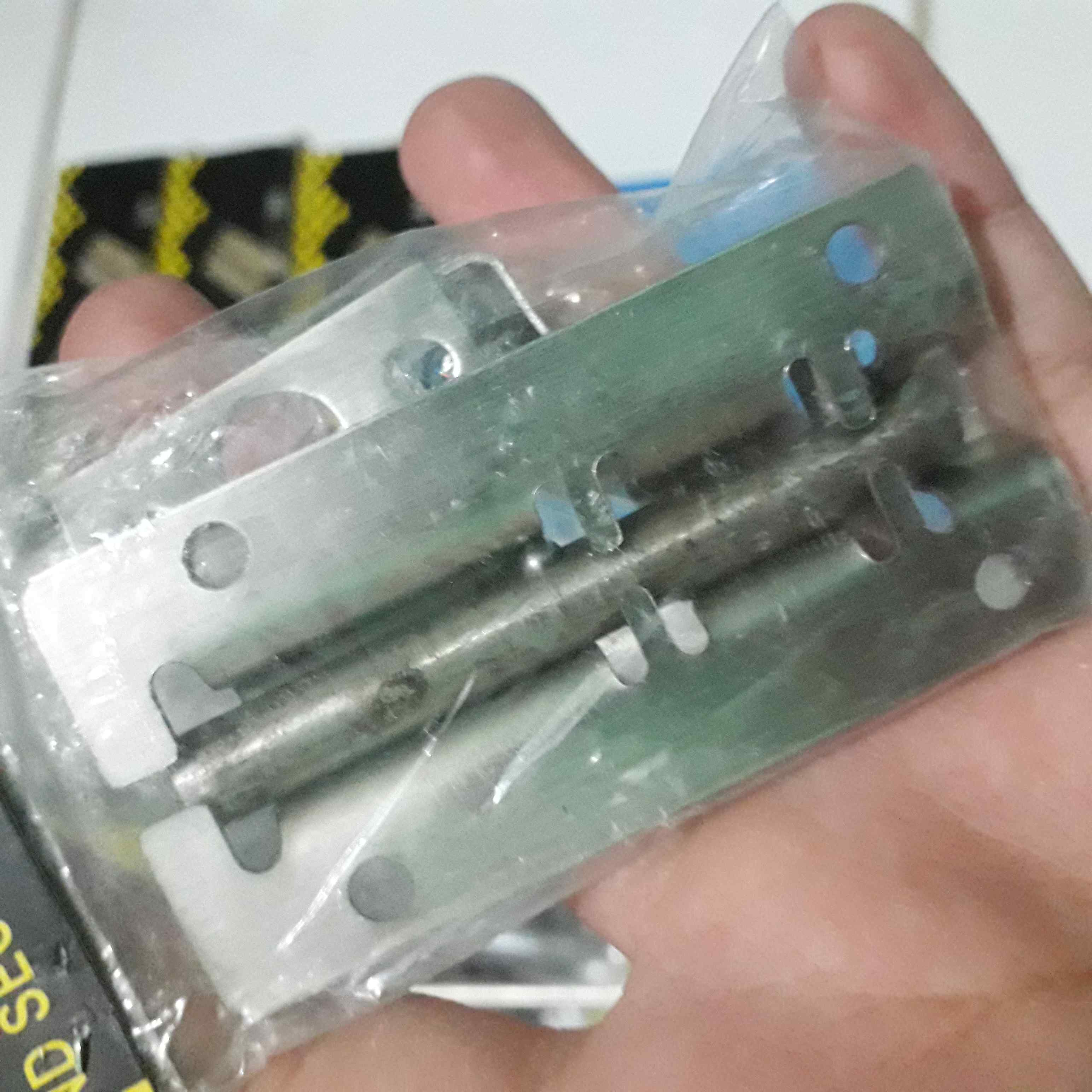 Lamskar Putar Kunci Jendela Hak Angin Cantelan Jendela