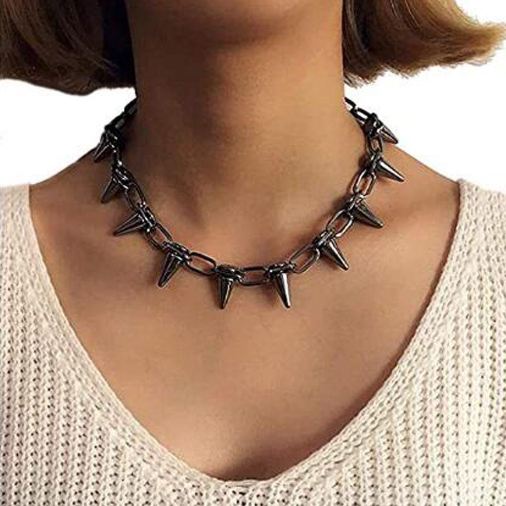 Kalung Choker Rivet Gaya Hip Hop Harajuku Untuk Pria / Wanita