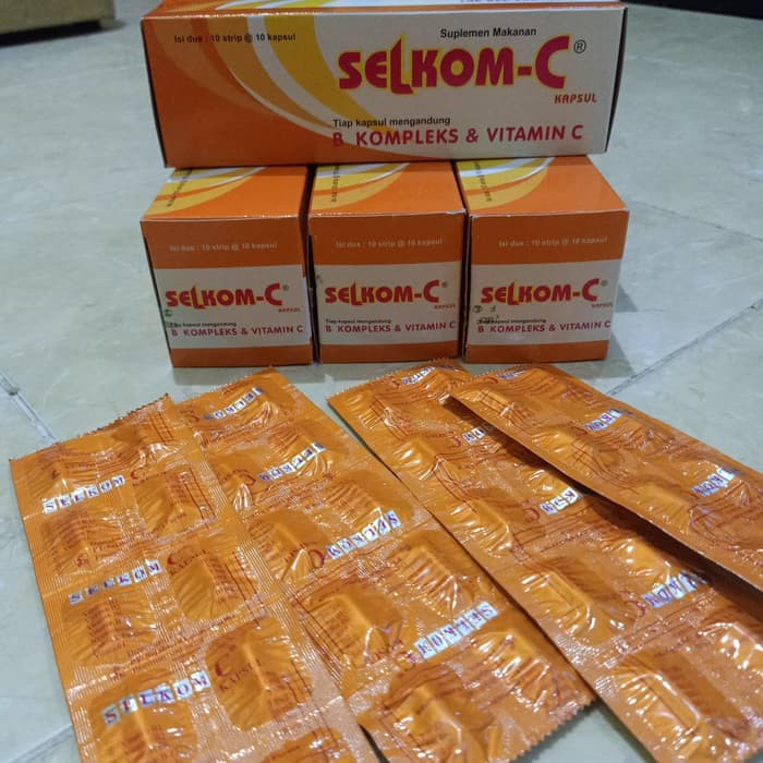 1 Strip isi 10 Kapsul SELKOM C Multivitamin Suplemen Vitamin C 500mg dan Vit B Kompleks