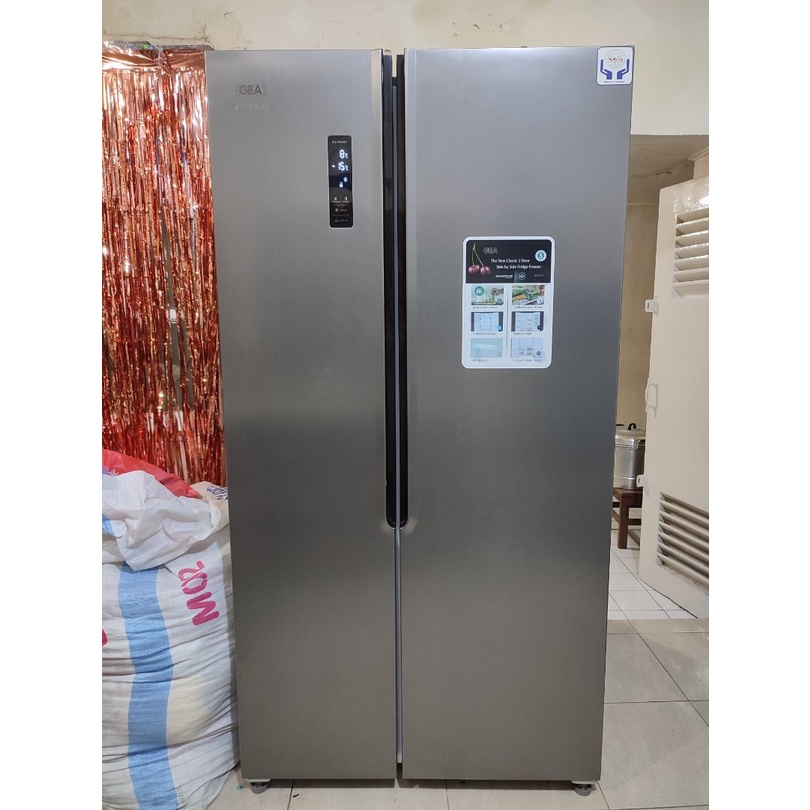Gea Kulkas Side by side G2D-563 / G2D 563 / G2D563 BATAM
