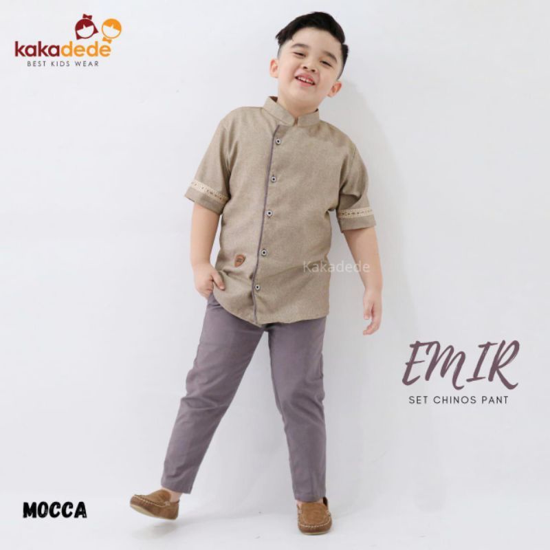 Koko Emir set kakadede