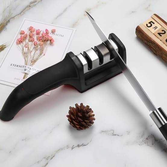 

SERBAGUNA ASAHAN PISAU 3 STEP STAINLESS KNIFE GRINDER ASAH PISAU