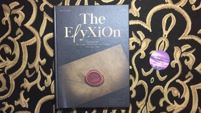 PHOTOBOOK EXO THE ELYXION