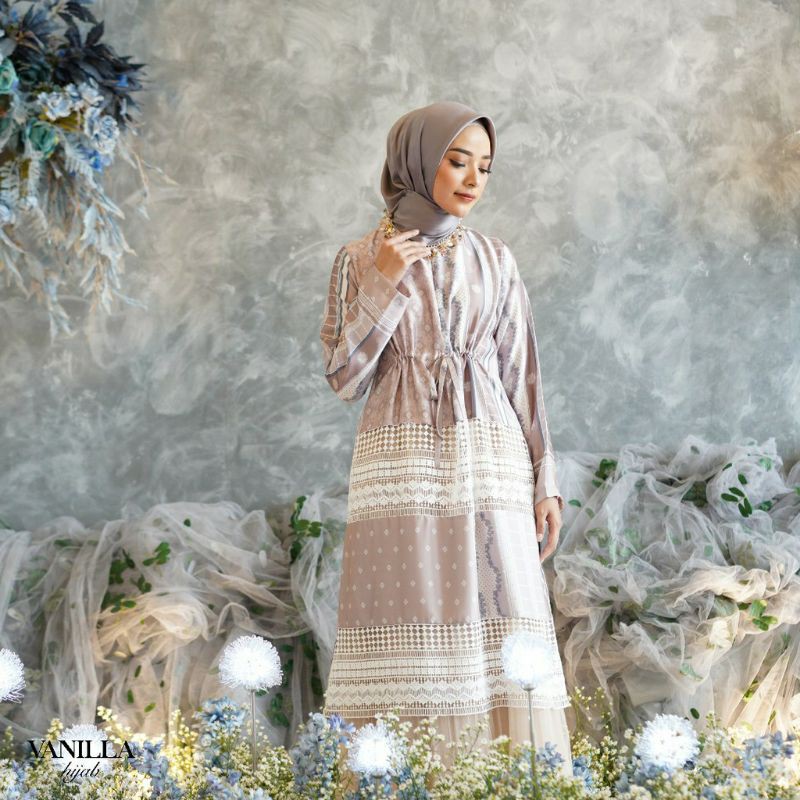 Edelweis Tunik by Vanilla Hijab