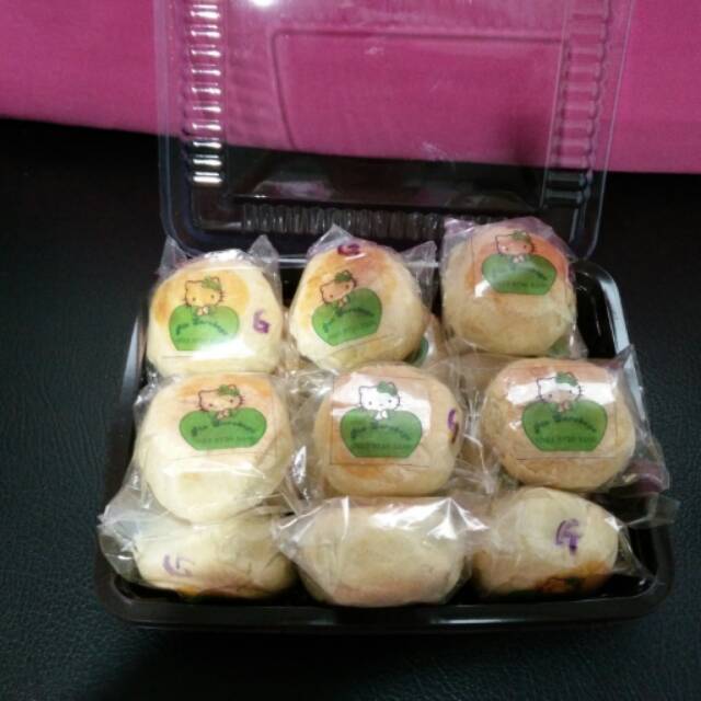 

PIA SUROBOYO ISI GREEN TEA