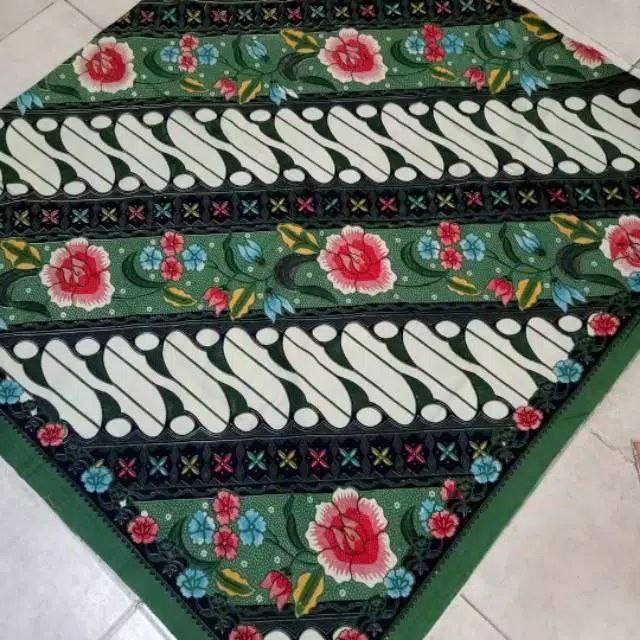 Kain Batik Solo Parang Kancing Hijau
