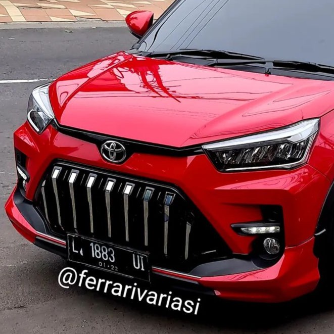 grill model apollo mobil toyota Raize hitam chrome Ferrari variasi