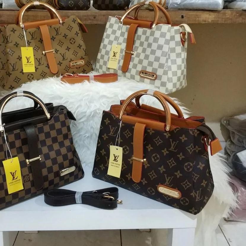 ✺ Real pict  lv syahrini 3 ruang tas wanita tas import tas batam tas selempang veronica lilac ℗