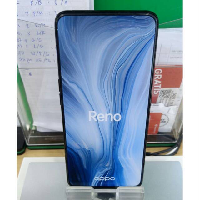 HP Android terbaru Oppo Reno mengusung dua jagoan yakni Oppo Reno "reguler" dan Oppo Reno 10x Zoom