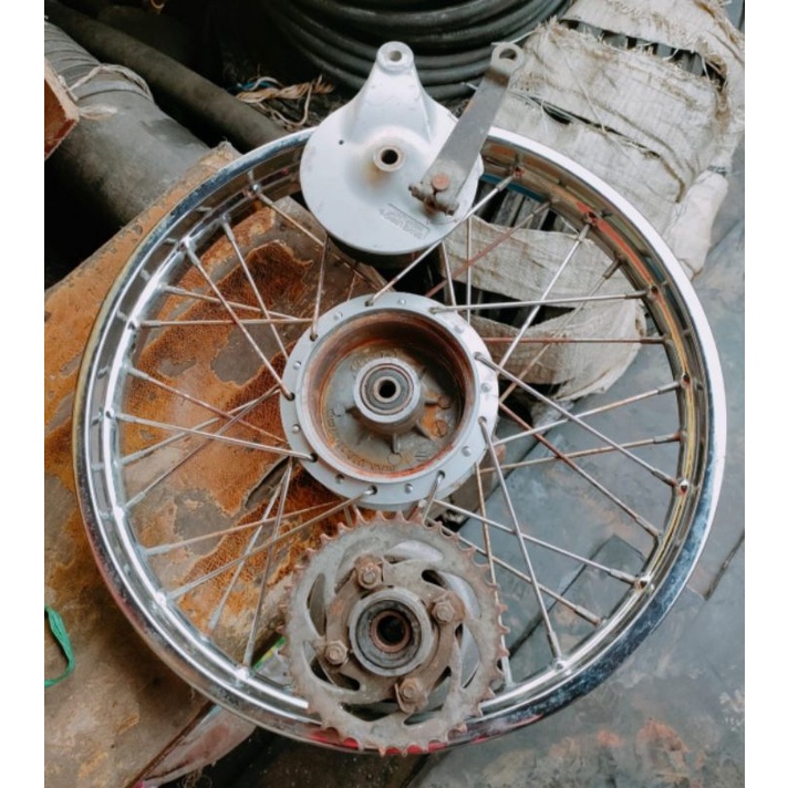 Velg Belakang Set Tromol Shogun Smash Smash Tornado Original