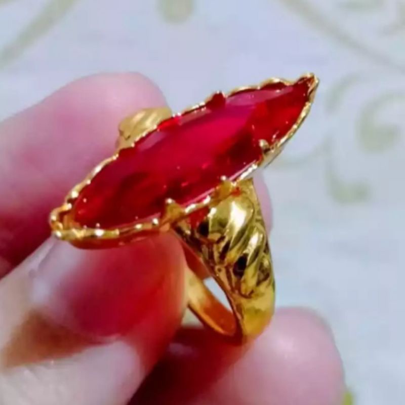 Cincin permata merah terbuat dari coin logam asli coin imfor malaysia asli tidak luntur