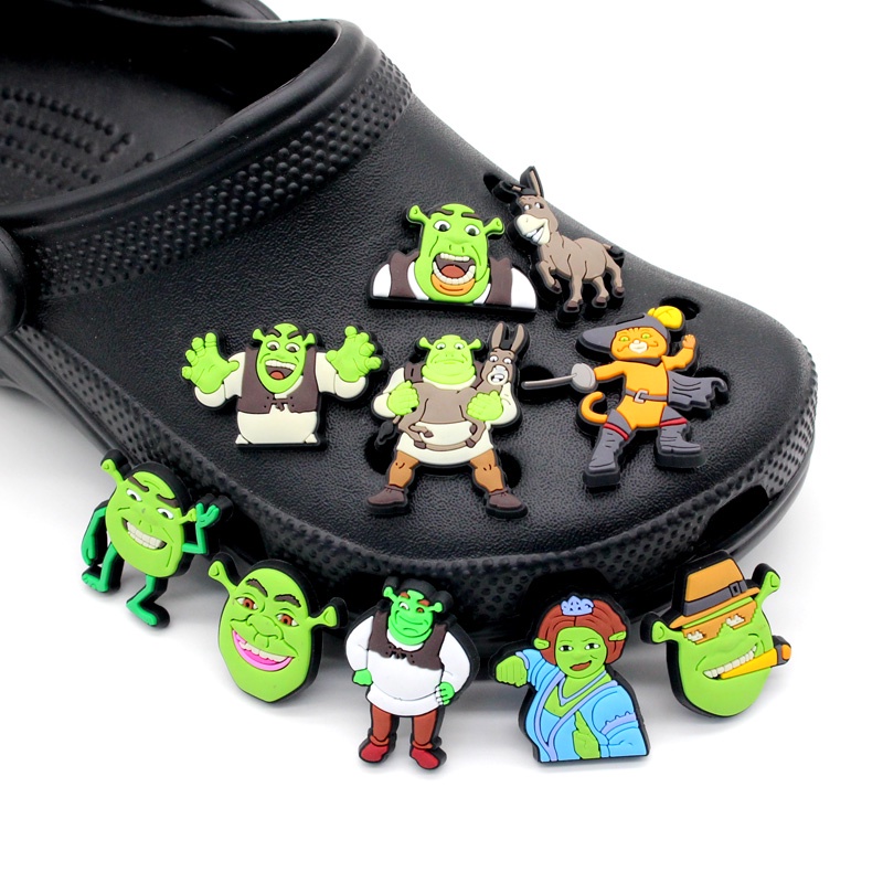 Crocs Jibbitz wanita charms sandal DIY monster hijau Shrek pin Aksesoris pria anak Bahan Untuk Dekorasi Sepatu Hadiah