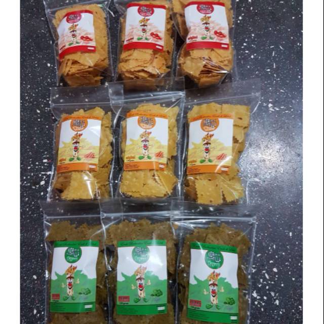 

Keripik tortila sayur