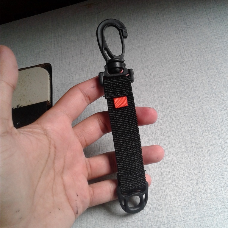 Gantungan Kunci Ganci Motor Outdoor Style-HITAM ORANGE