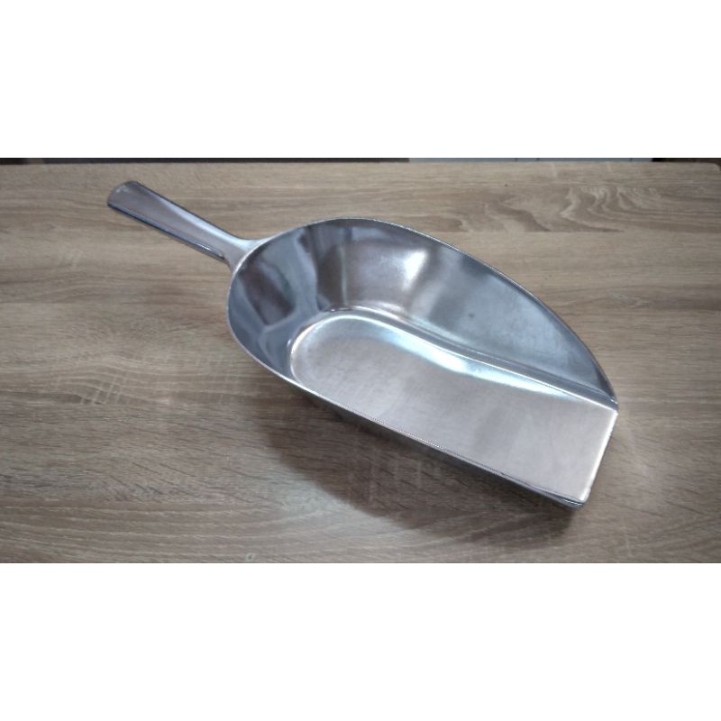 Feed Scoop Aluminum Angular 1600g Kerbl - Sekop Pakan -