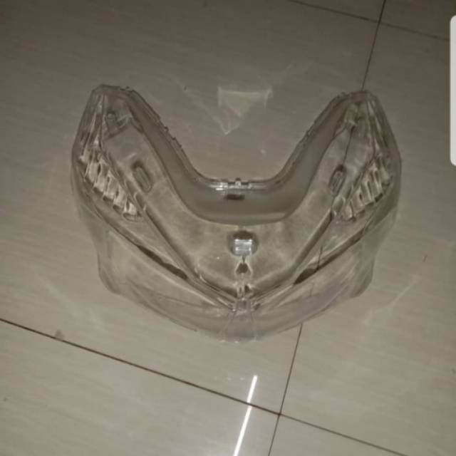 mika lampu depan Vario 150/Vario 125